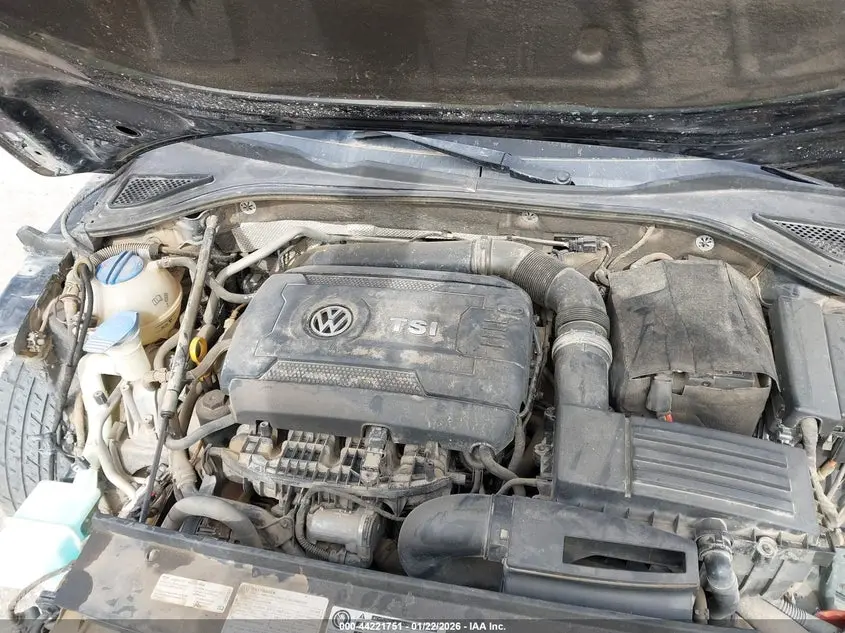 2017 VOLKSWAGEN PASSAT 1.8T R-LINE
