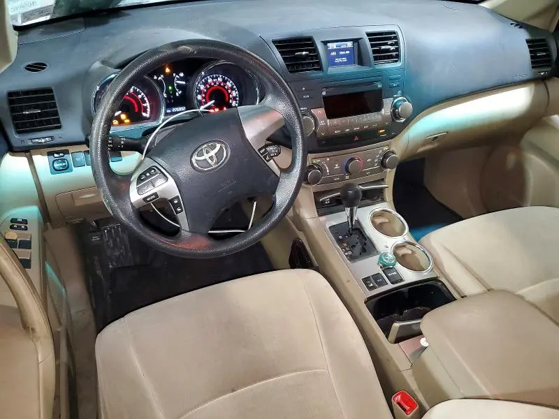 2011 TOYOTA HIGHLANDER BASE  
