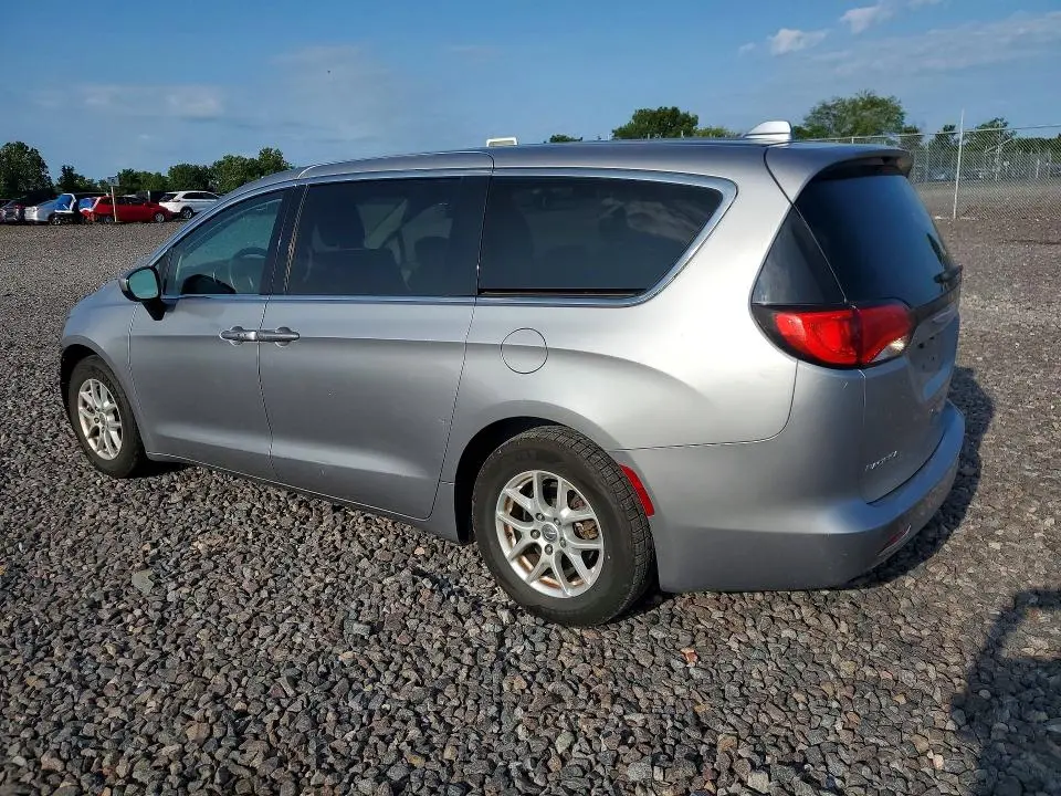 2017 CHRYSLER PACIFICA LX  