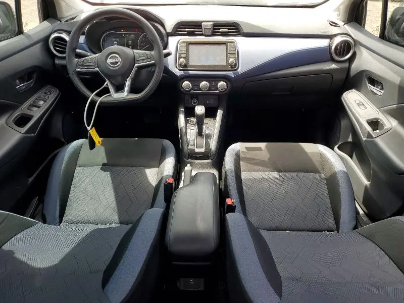 2024 NISSAN VERSA SV  