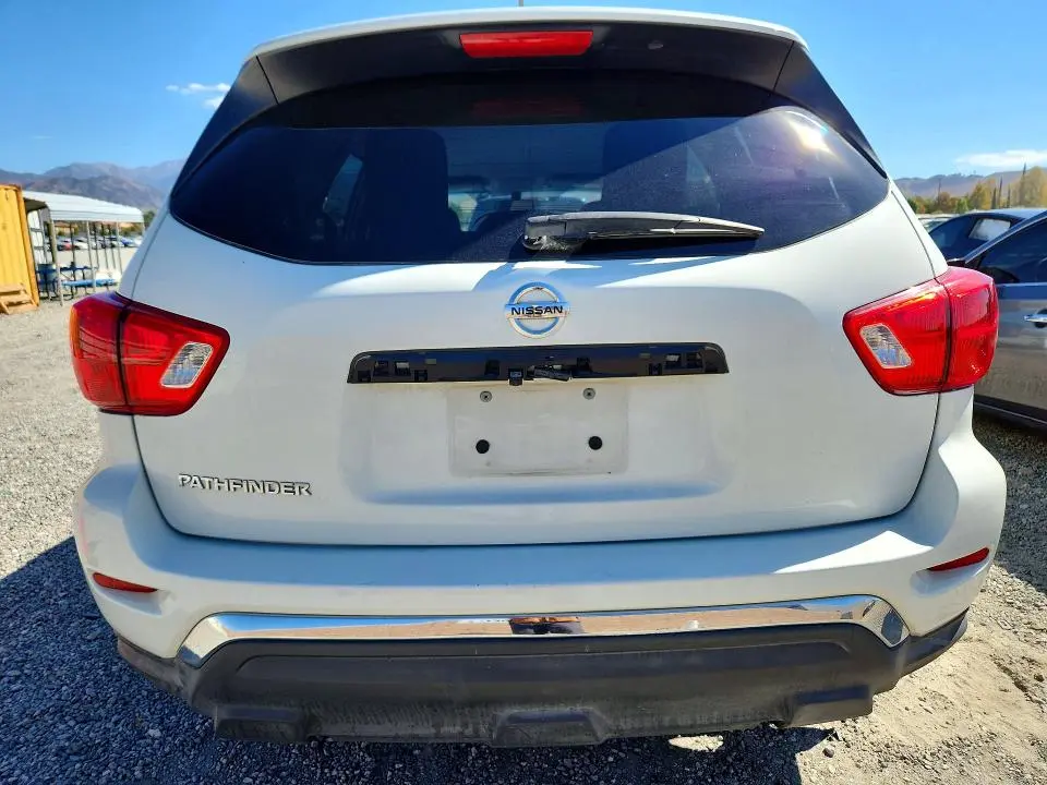 2017 NISSAN PATHFINDER S  