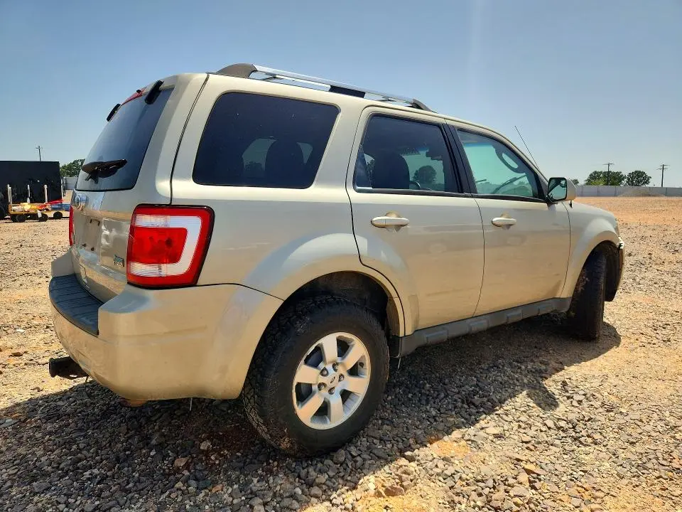 2010 FORD ESCAPE LIMITED  