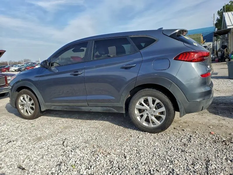 2021 HYUNDAI TUCSON SE  