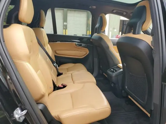 2018 VOLVO XC90 T6