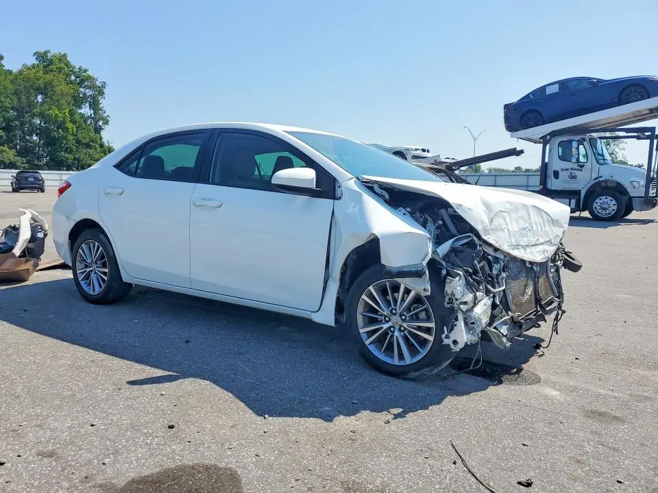 2015 TOYOTA COROLLA LE PLUS  