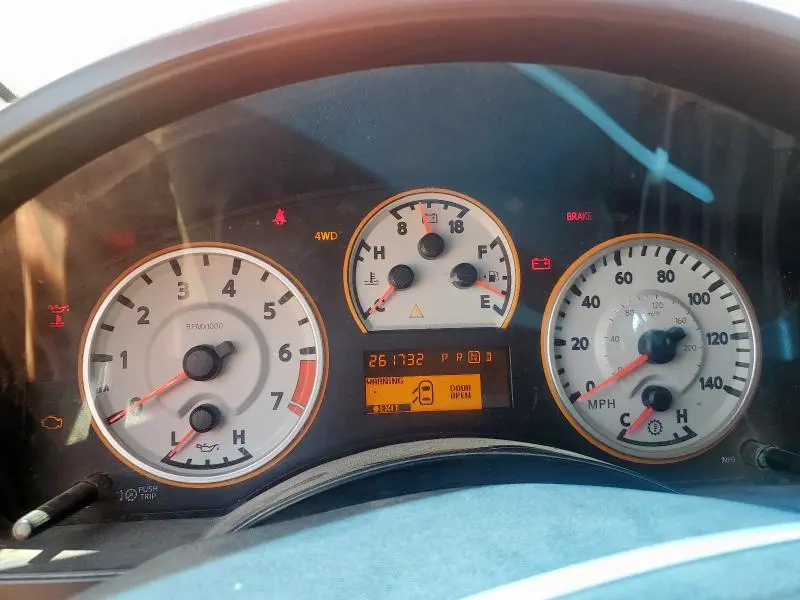 2013 NISSAN TITAN S  