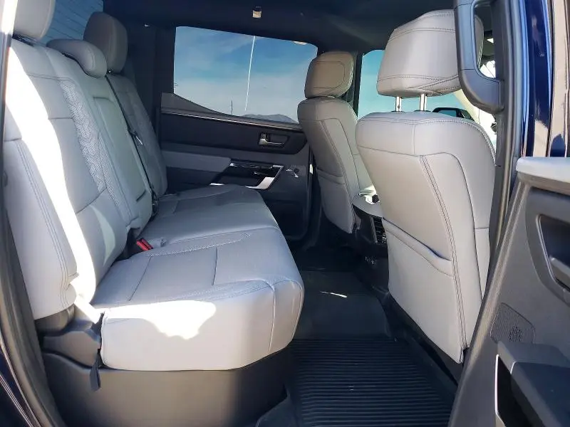2025 TOYOTA TUNDRA LIMITED  