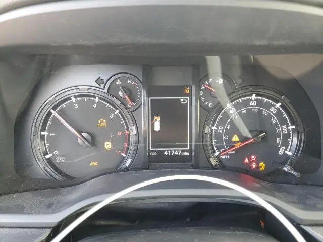 2023 TOYOTA 4RUNNER SR5  