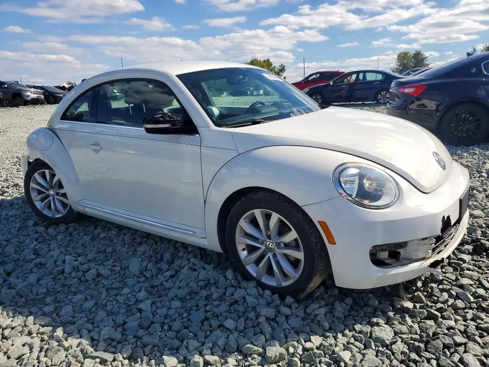 2013 VOLKSWAGEN BEETLE   