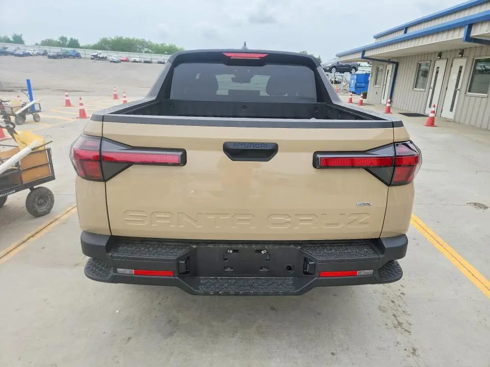 2024 HYUNDAI SANTA CRUZ SE  