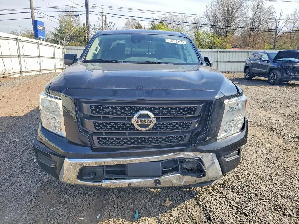 2022 NISSAN TITAN S  