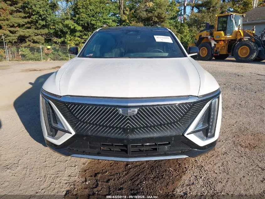 2024 CADILLAC LYRIQ LUXURY W/1SC