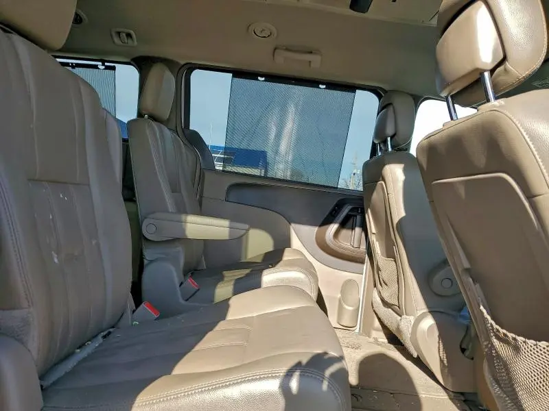 2015 CHRYSLER TOWN & COUNTRY TOURING  