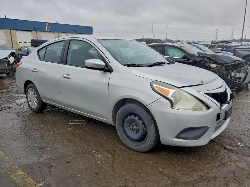 2018 NISSAN VERSA S  