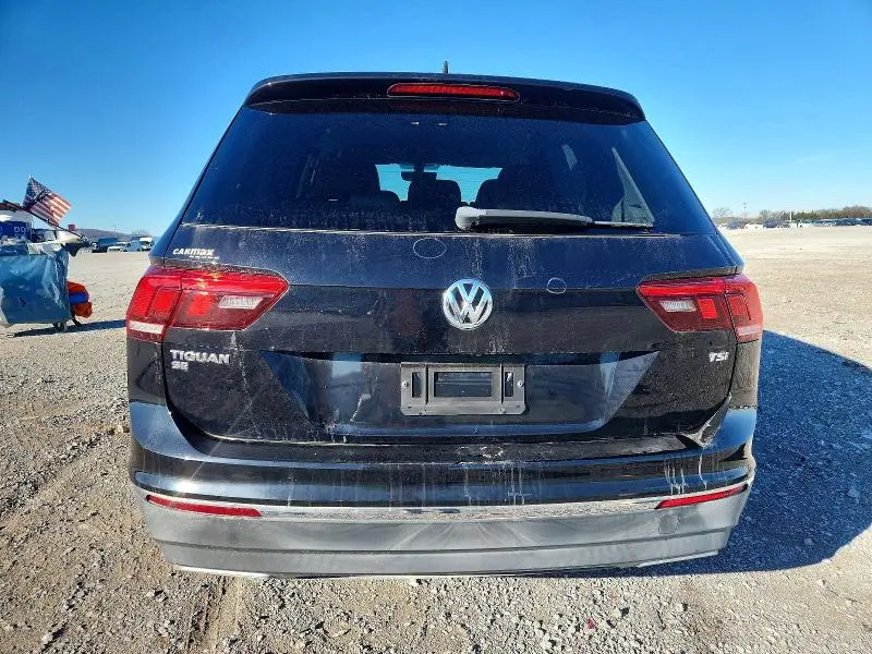 2018 VOLKSWAGEN TIGUAN SE  