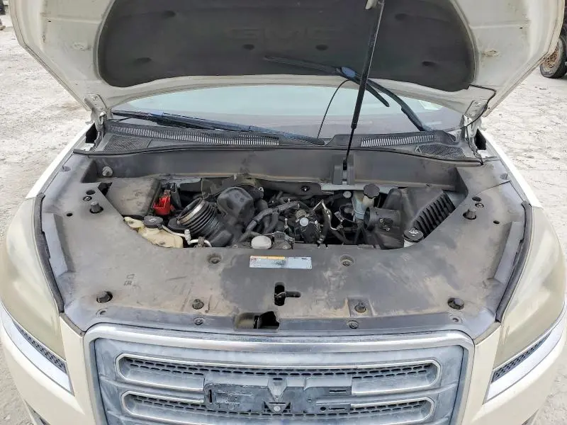 2013 GMC ACADIA SLT-2  