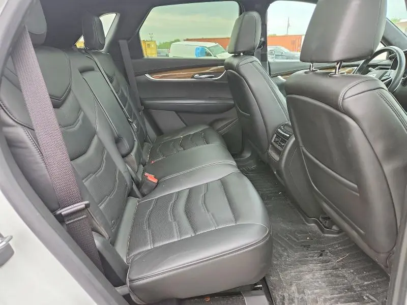 2017 CADILLAC XT5 PLATINUM  