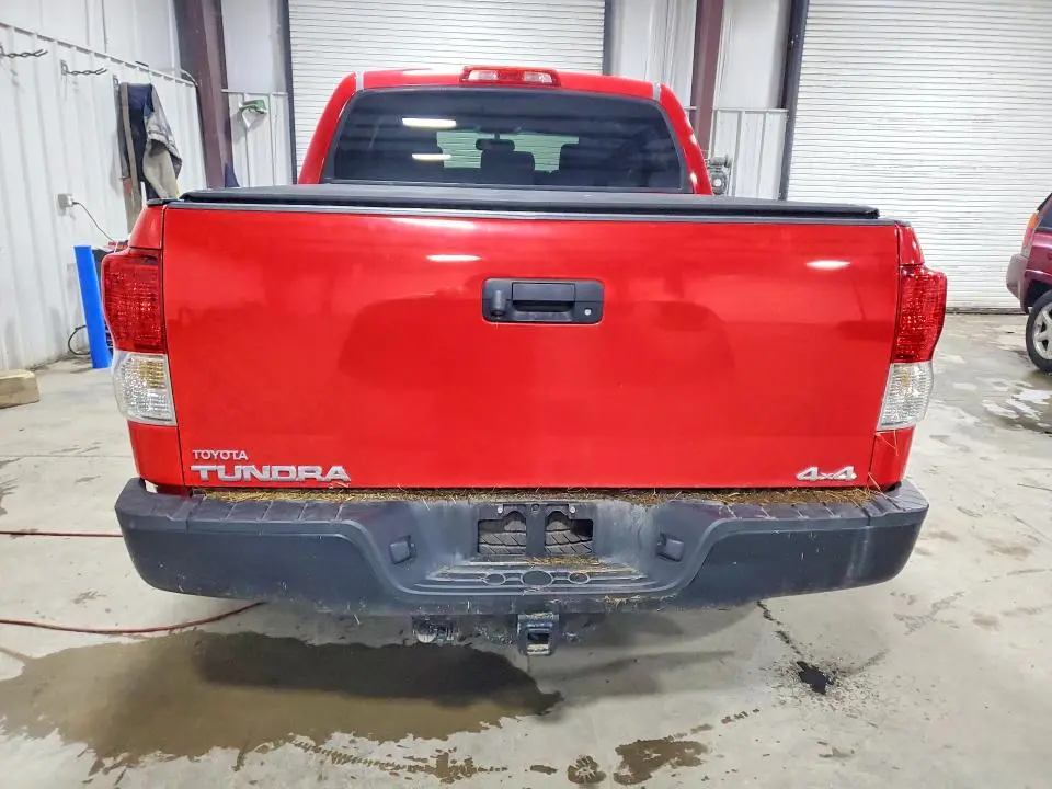 2011 TOYOTA TUNDRA CREWMAX SR5  
