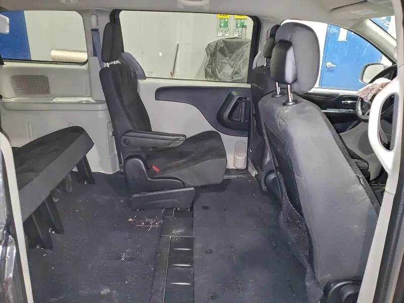 2019 DODGE GRAND CARAVAN SE  