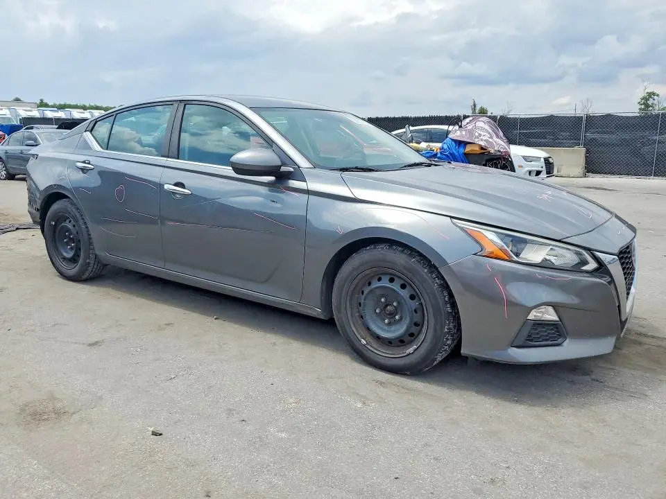 2020 NISSAN ALTIMA S  