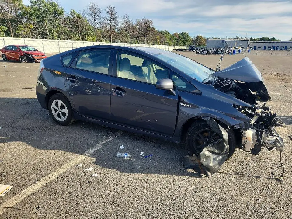 2012 TOYOTA PRIUS TWO  