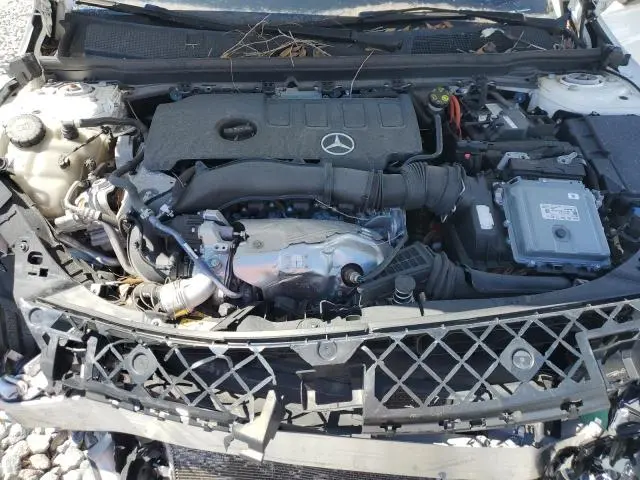 2021 MERCEDES-BENZ A 220  