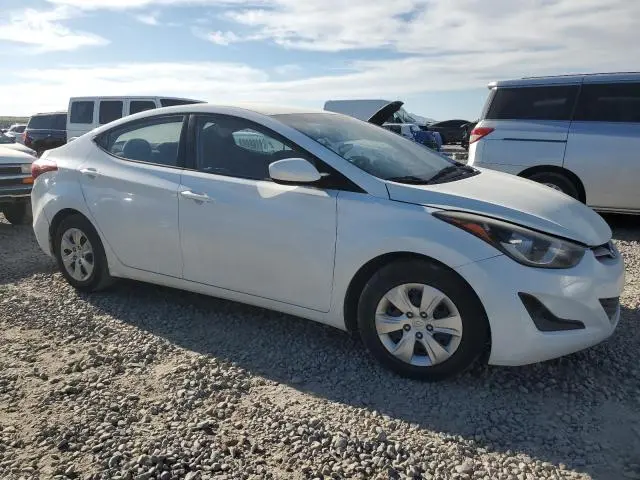 2016 HYUNDAI ELANTRA SE  