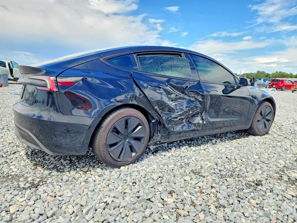 2026 TESLA MODEL 3   