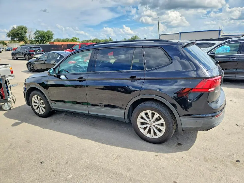2018 VOLKSWAGEN TIGUAN S  