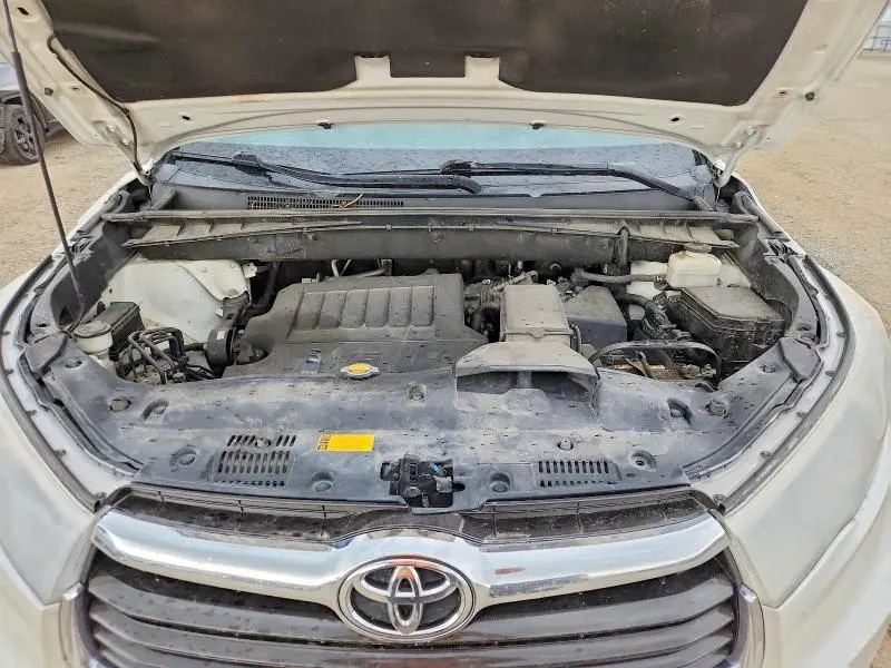 2014 TOYOTA HIGHLANDER LE PLUS  