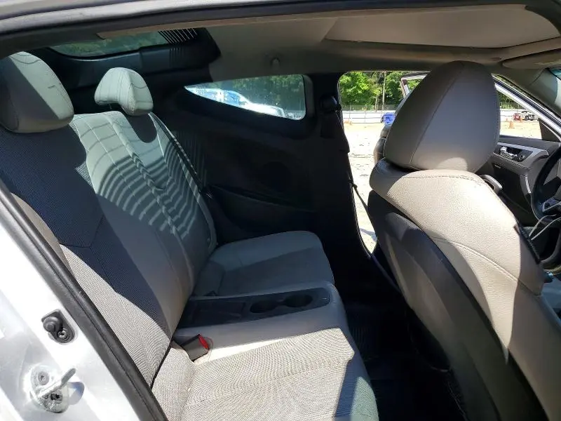 2012 HYUNDAI VELOSTER   