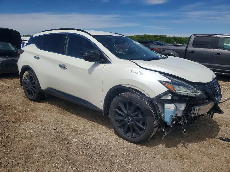 2023 NISSAN MURANO SV  