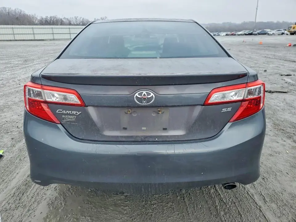 2014 TOYOTA CAMRY L  