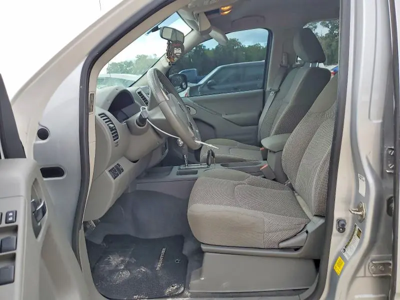 2019 NISSAN FRONTIER SV  