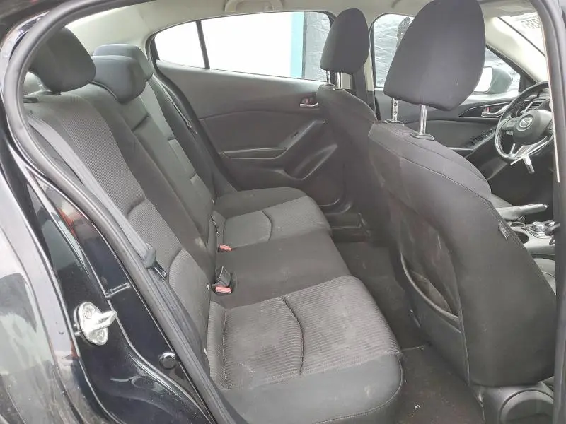 2016 MAZDA 3 TOURING  