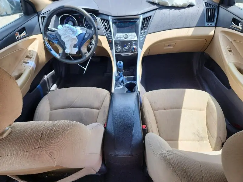 2011 HYUNDAI SONATA GLS  