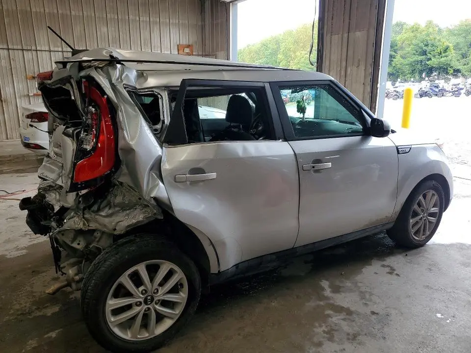2017 KIA SOUL +  