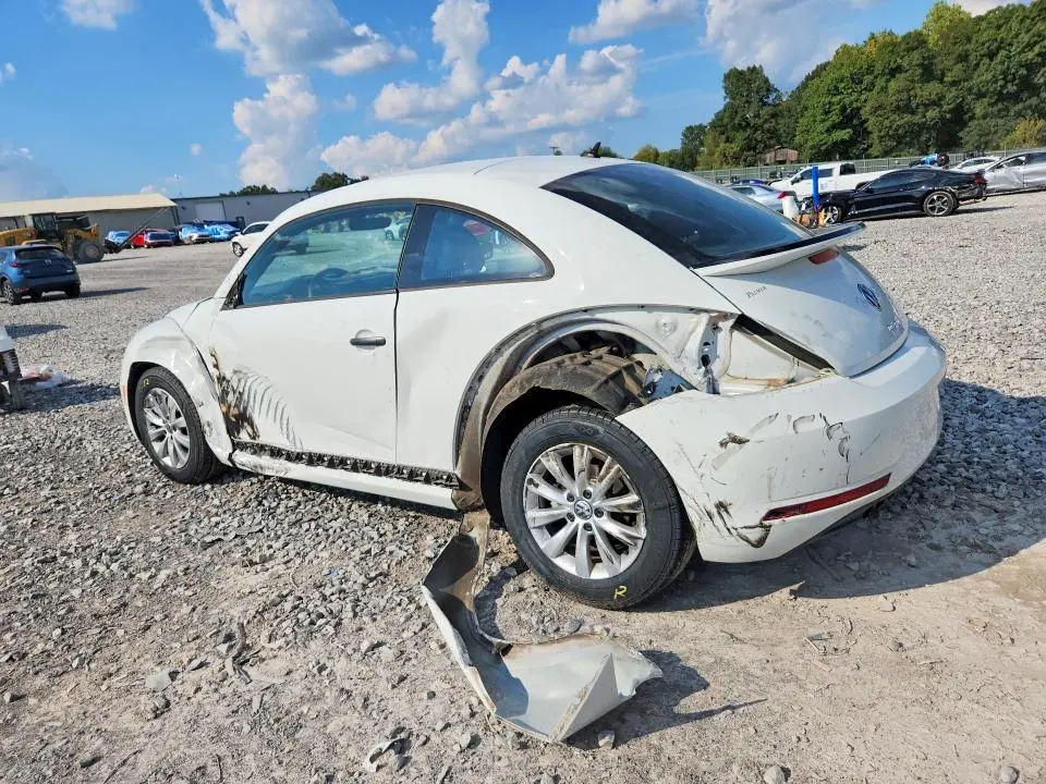 2017 VOLKSWAGEN BEETLE 1.8T  