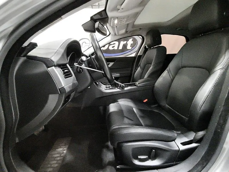 2017 JAGUAR XF PREMIUM  