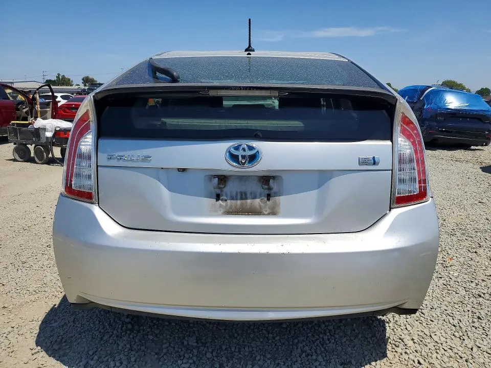 2013 TOYOTA PRIUS THREE  