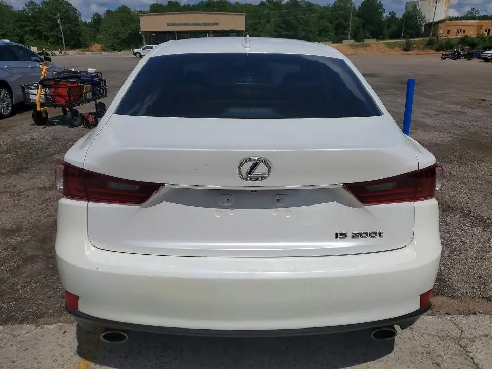 2016 LEXUS IS 200T  
