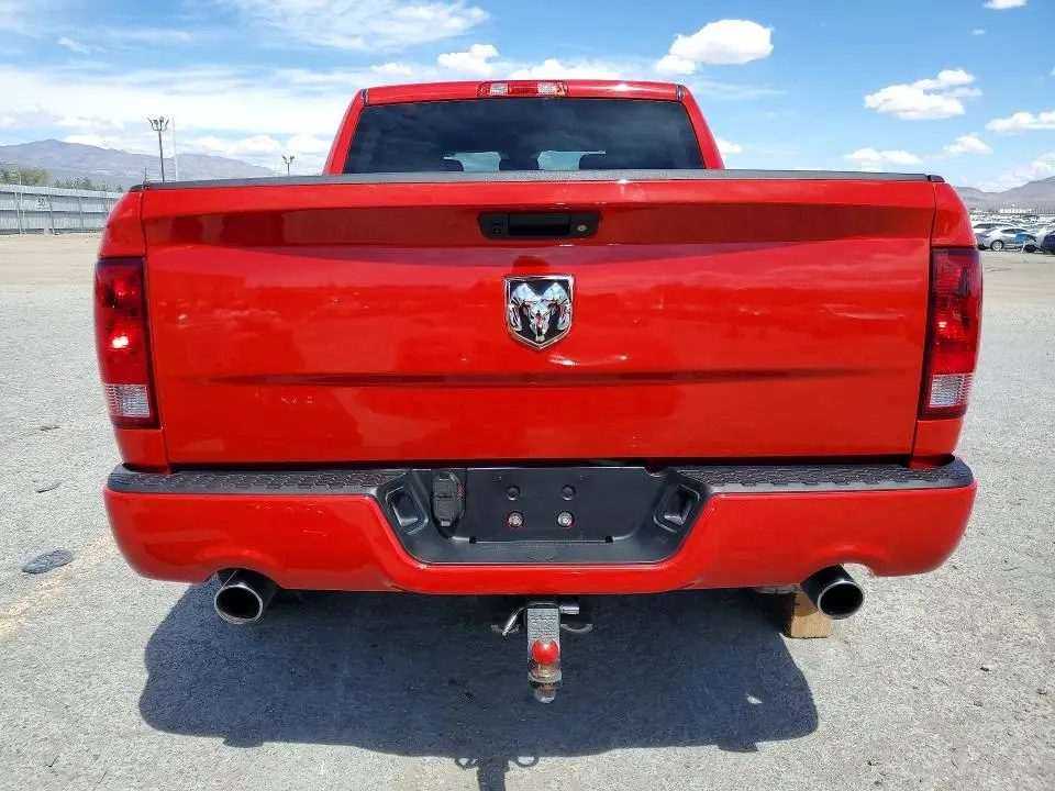 2014 RAM 1500 ST  