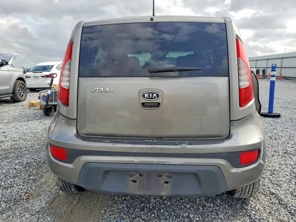 2012 KIA SOUL +  
