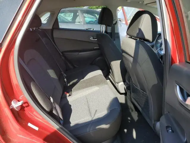 2023 HYUNDAI KONA SE  