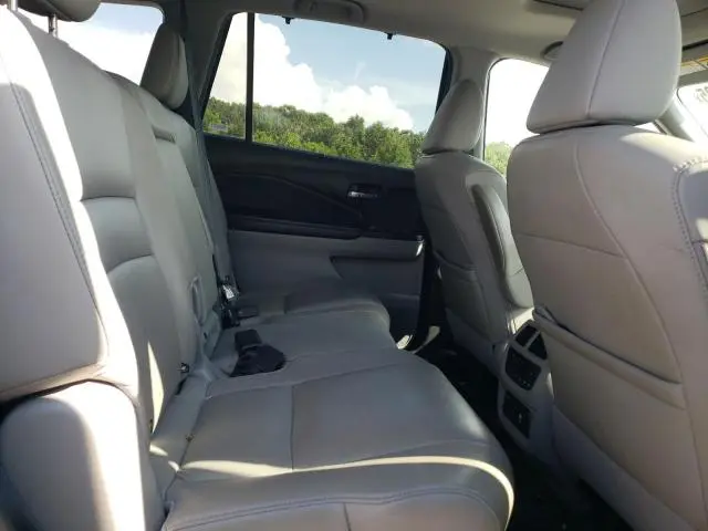 2020 HONDA PILOT TOURING  