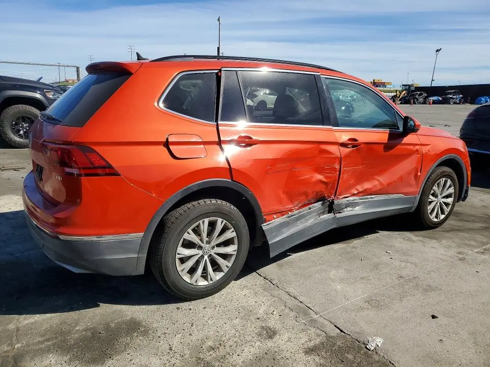 2018 VOLKSWAGEN TIGUAN SE  