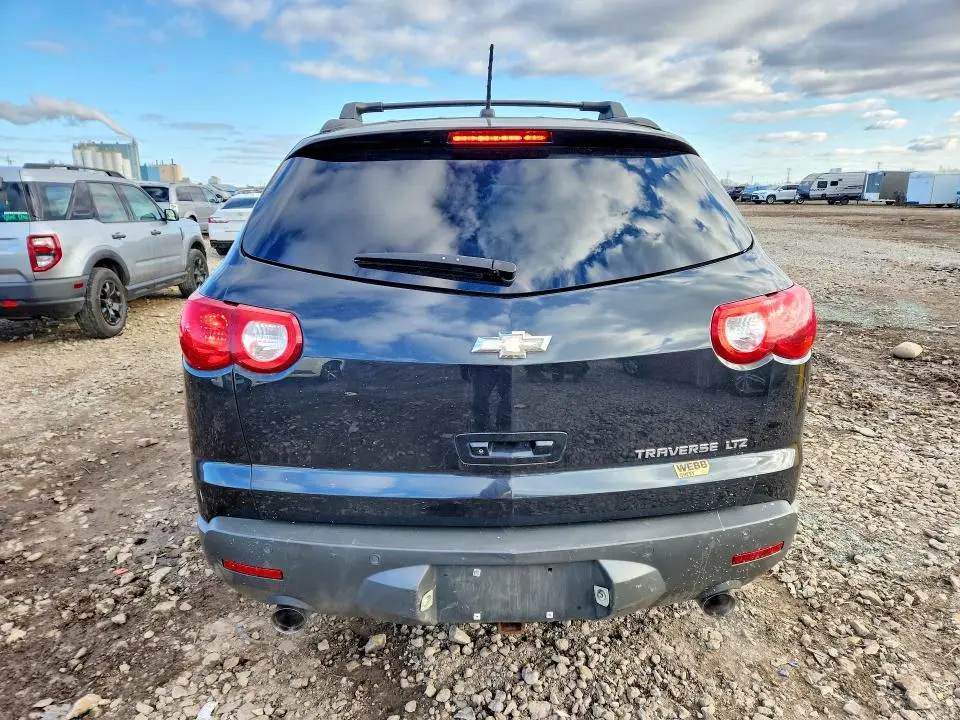 2011 CHEVROLET TRAVERSE LTZ  