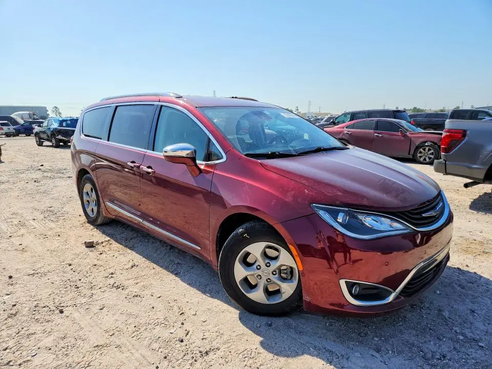 2017 CHRYSLER PACIFICA EHYBRID PLATINUM  