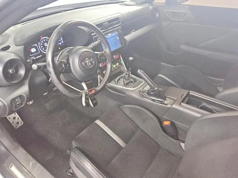 2025 TOYOTA GR 86 PREMIUM  
