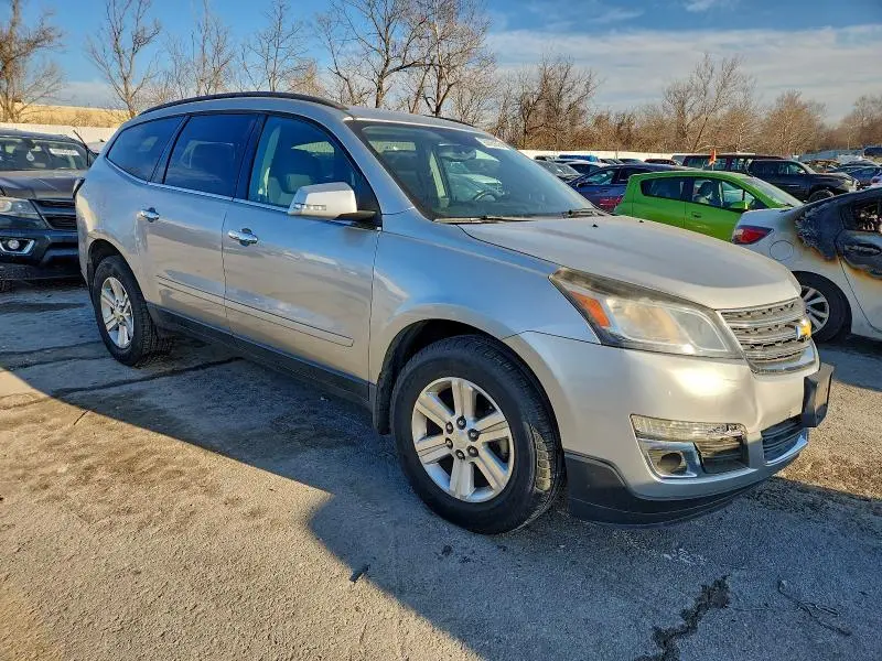 2013 CHEVROLET TRAVERSE LT  